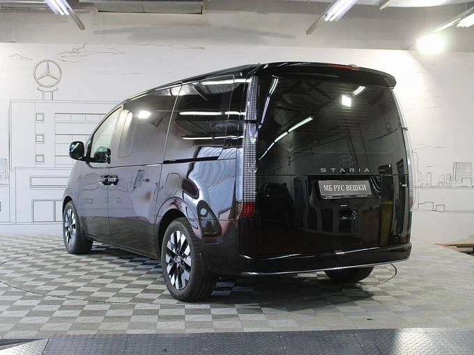 Hyundai Staria 2025 2.2d AT 4WD (177 л.с.) фото 4