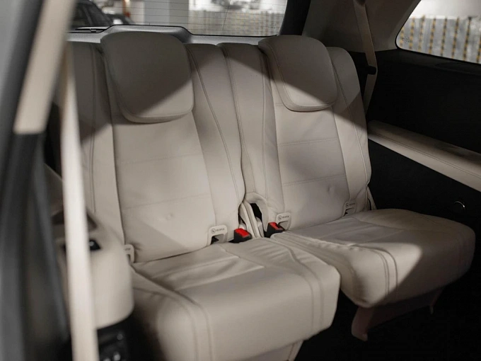 Mercedes-Benz GLS Серый Non metallic фото 9