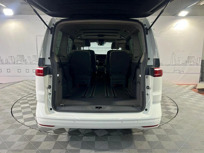 Volkswagen Multivan 2022 2.0 AMT (204 л.с.) фото 19