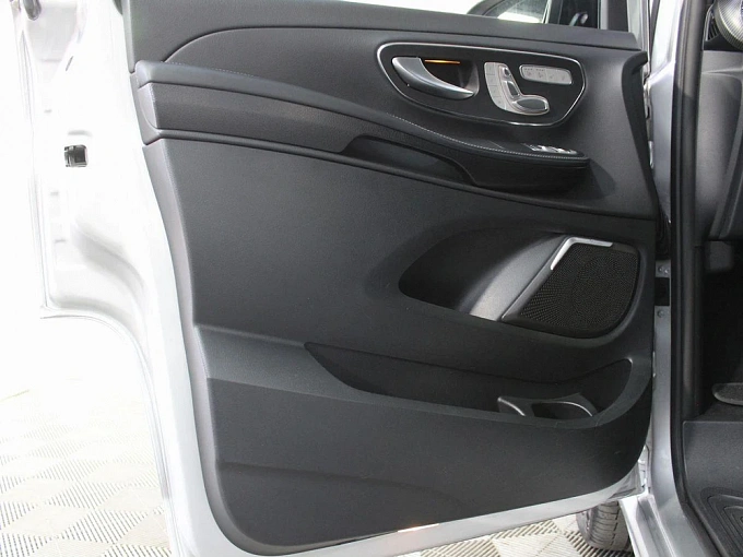 Mercedes-Benz V-Класс 2021 2.0d AT 4Matic Long (237 л.с.) фото 22