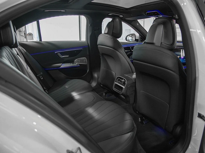 Mercedes-Benz E-Класс Белый Non metallic фото 14