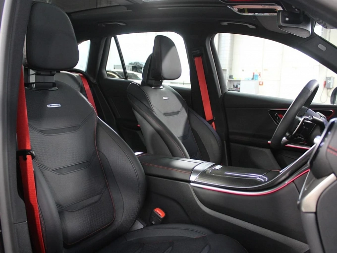 Mercedes-Benz GLC AMG Черный Non metallic фото 13
