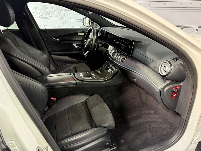Mercedes-Benz E-Класс 2021 200 2.0 AT 4Matic (197 л.с.) фото 11