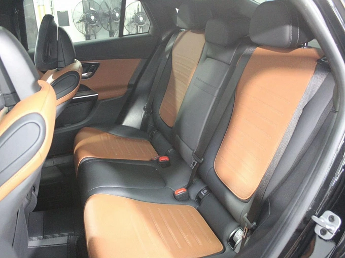 Mercedes-Benz GLC coupe 2024 2.0 AT 4Matic (204 л.с.) фото 16