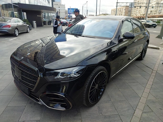 Mercedes-Benz S-Класс Черный Non metallic фото 1
