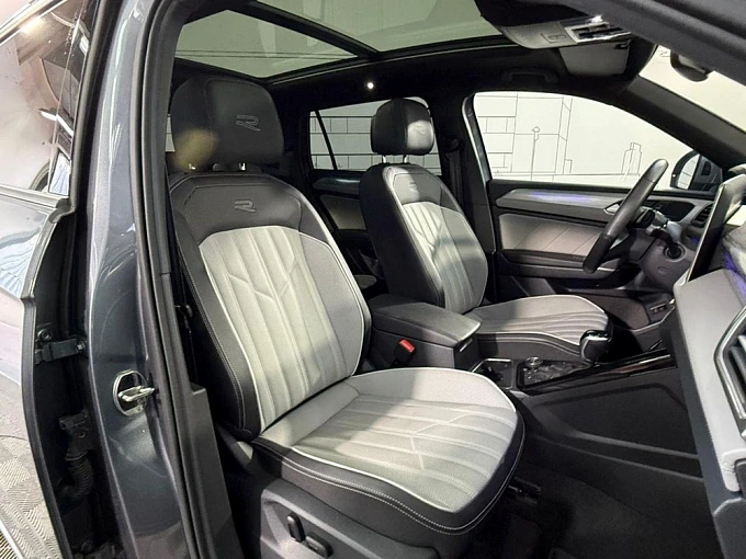 Volkswagen Tayron 2023 2.0 AMT 4WD (220 л.с.) фото 14