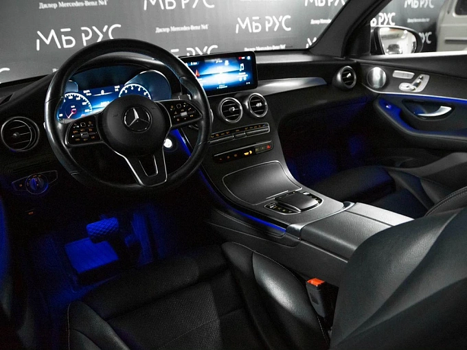 Mercedes-Benz GLC coupe 2019 300 2.0 AT 4Matic (249 л.с.) фото 6
