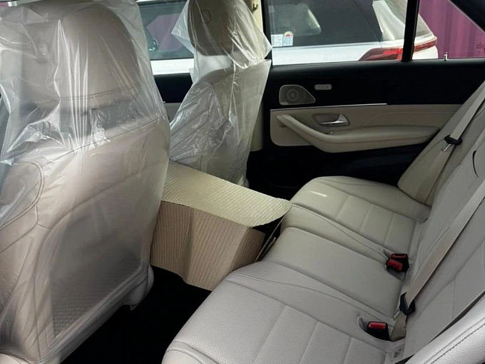 Mercedes-Benz GLE Белый Non metallic фото 4