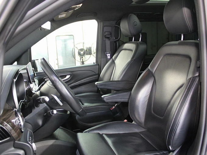 Mercedes-Benz V-Класс 2022 2.0d AT 4Matic Long (237 л.с.) фото 12