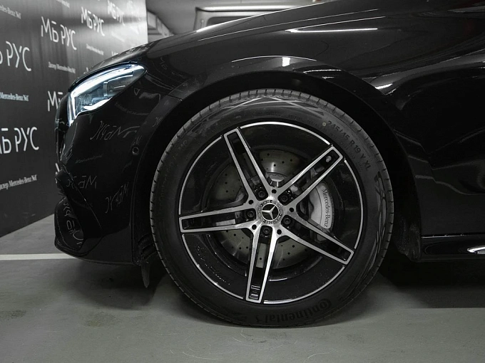 Mercedes-Benz E-Класс Черный Non metallic фото 13