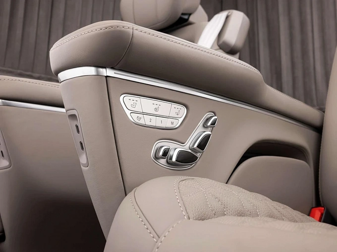 Mercedes-Benz Sprinter Черный Non metallic фото 27