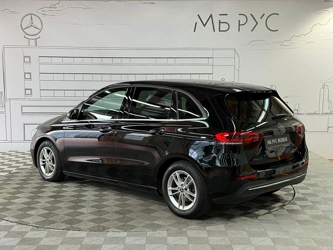 Mercedes-Benz B-Класс 2019 180 1.3 AMT (136 л.с.) фото 4