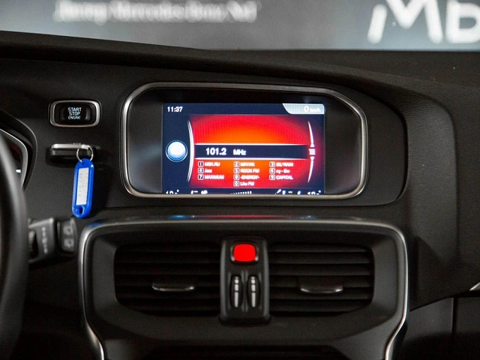 Volvo V40 2017 1.5 AT (152 л.с.) фото 18