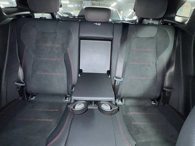 Mercedes-Benz GLA Черный Non metallic фото 5