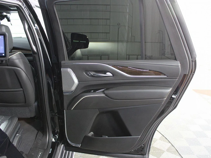 Cadillac Escalade 2021 6.2 AT 4WD (416 л.с.) фото 34