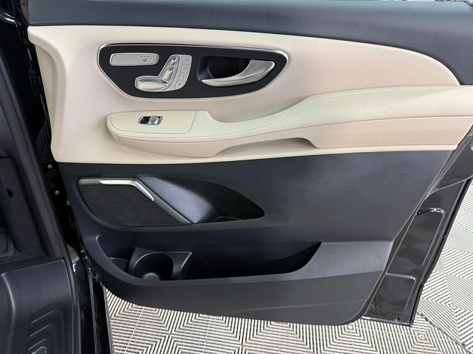 Mercedes-Benz V-Класс Черный Non metallic фото 28