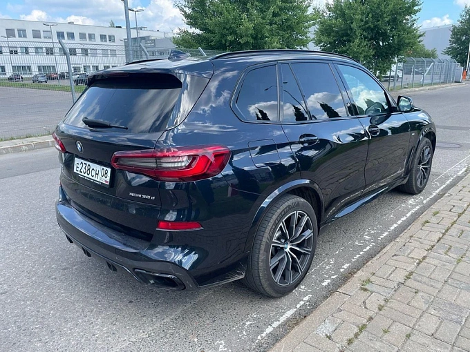 BMW X5 2019 3.0d AT 4WD (265 л.с.) фото 6