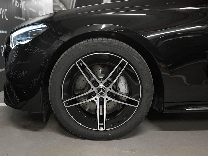 Mercedes-Benz E-Класс Черный Non metallic фото 10