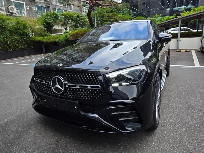 Mercedes-Benz GLE coupe Черный Non metallic фото 3