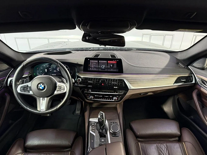 BMW 5 серии 2019 530 3.0d AT 4WD (249 л.с.) фото 9