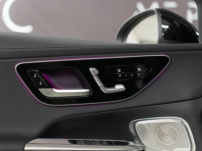 Mercedes-Benz GLC Черный Non metallic фото 16