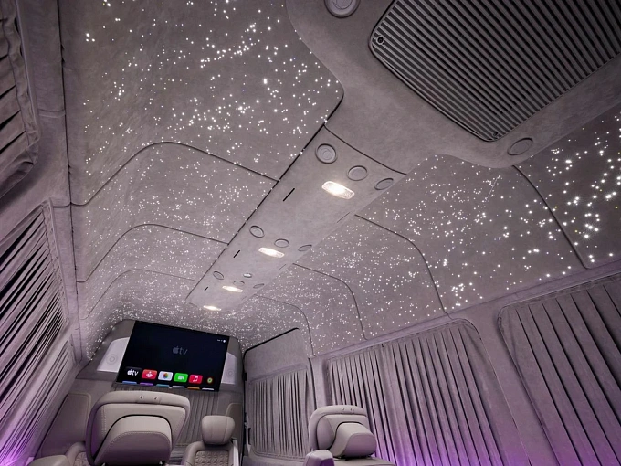 Mercedes-Benz Sprinter Черный Non metallic фото 33