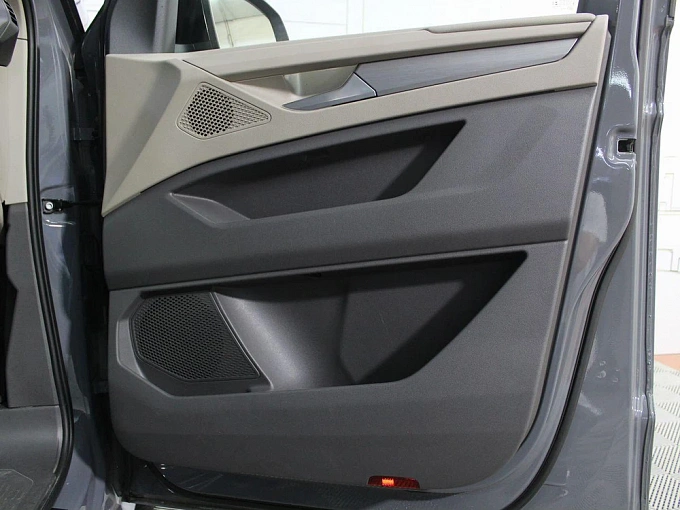 Volkswagen Multivan 2022 2.0d AMT (150 л.с.) фото 29