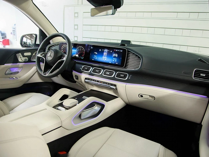 Mercedes-Benz GLE Белый Non metallic фото 12