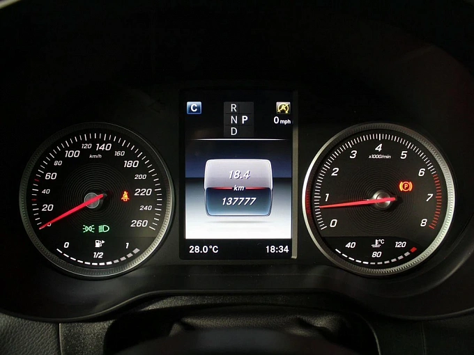 Mercedes-Benz GLC 2018 250 2.0 AT 4Matic (211 л.с.) фото 23