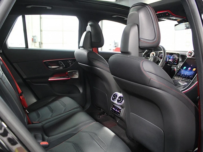 Mercedes-Benz GLC AMG Черный Non metallic фото 16