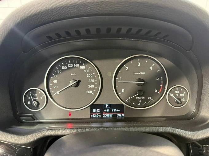 BMW X4 2015 2.0d AT 4WD (190 л.с.) фото 21