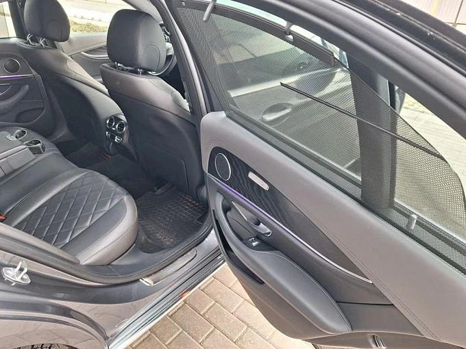 Mercedes-Benz E-Класс 2017 400 3.0 AT 4Matic (333 л.с.) фото 17