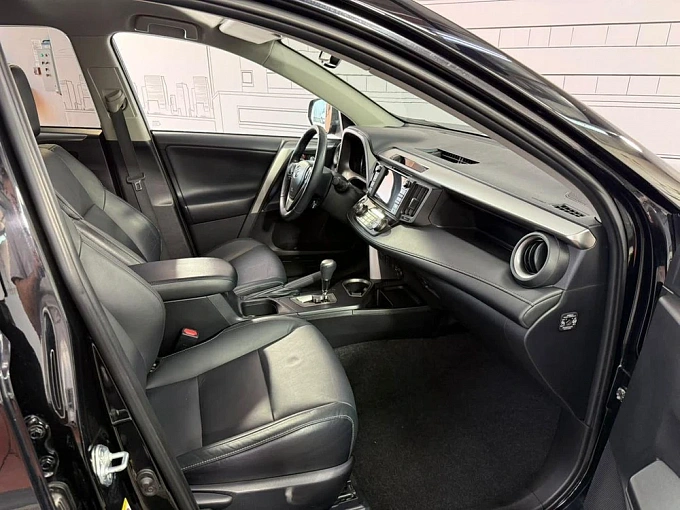 Toyota RAV4 2017 2.5 AT 4WD (180 л.с.) фото 11