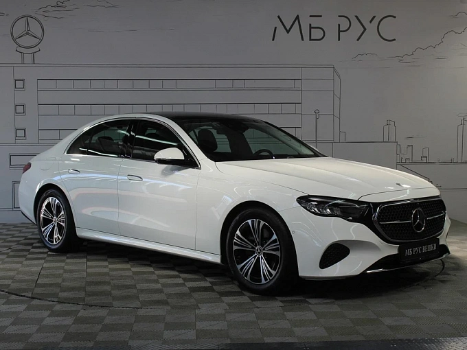 Mercedes-Benz E-Класс Белый Non metallic фото 5