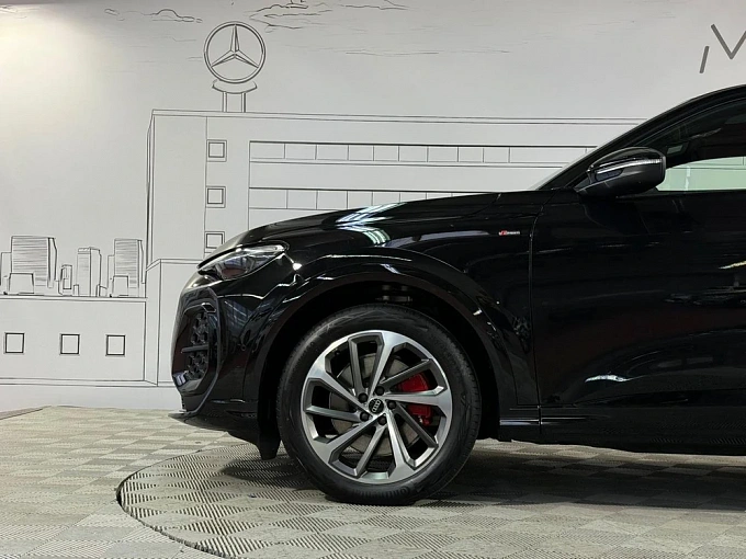 Audi Q5 Черный Non metallic фото 21
