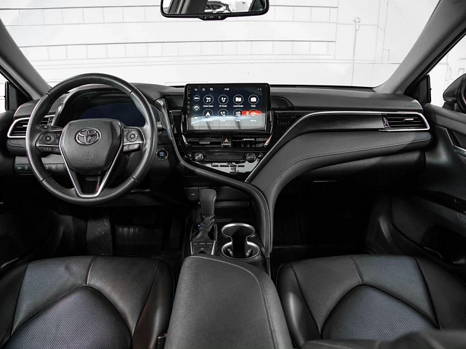 Toyota Camry 2022 2.5 AT (209 л.с.) фото 9
