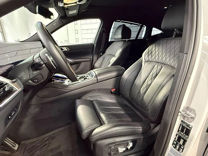 BMW X6 2023 3.0d AT 4WD (340 л.с.) фото 11