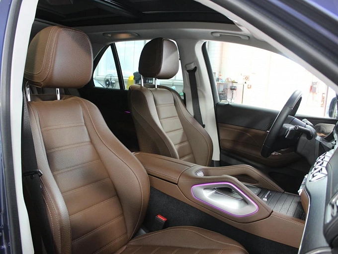 Mercedes-Benz GLE Синий Non metallic фото 30