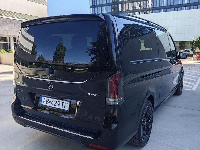 Mercedes-Benz V-Класс Черный Non metallic фото 4