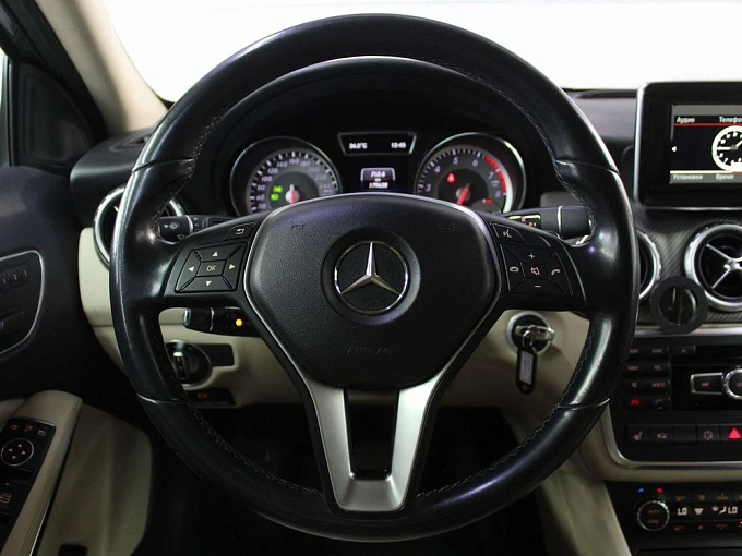 Mercedes-Benz GLA 2014 250 2.0 AMT 4Matic (211 л.с.) фото 23
