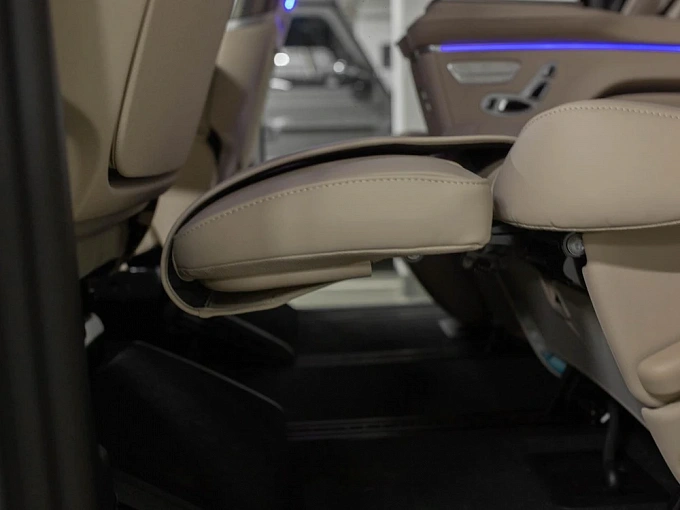 Mercedes-Benz V-Класс Серый Non metallic фото 24