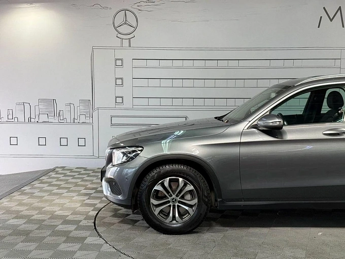Mercedes-Benz GLC 2018 250 2.0 AT 4Matic (211 л.с.) фото 18