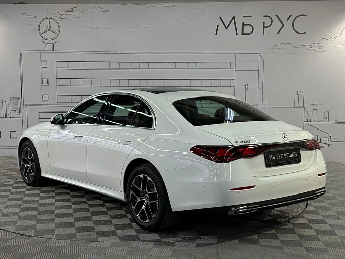 Mercedes-Benz E-Класс 2025 2.0 AT (204 л.с.) фото 4