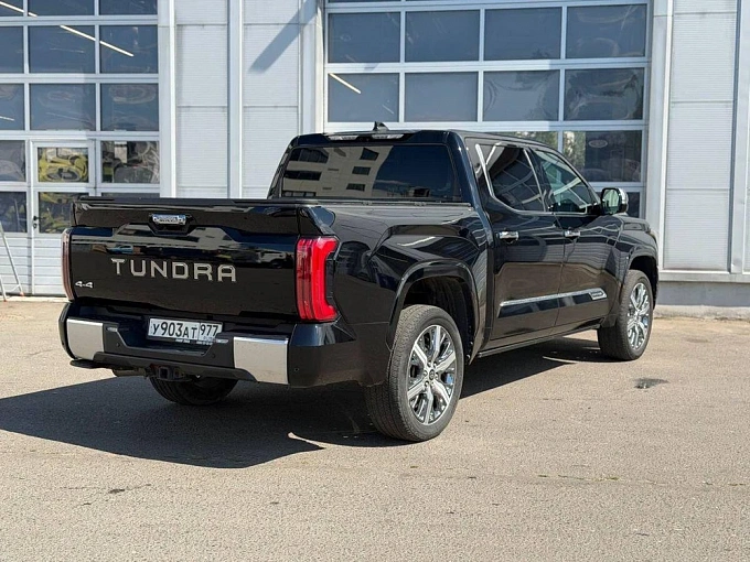 Toyota Tundra 2023 3.4hyb AT 4WD (437 л.с.) фото 9