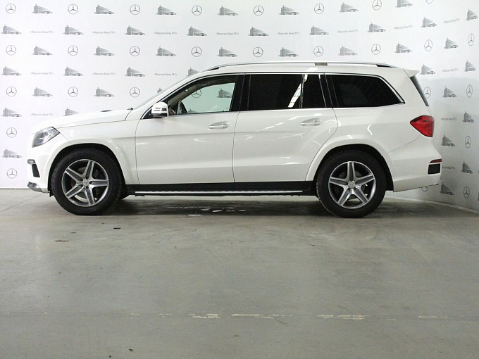 Mercedes-Benz GL 2013 500 4.7 AT 4Matic (435 л.с.) Белый 70659784 фото 3