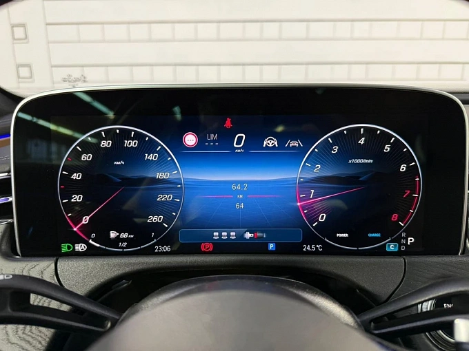 Mercedes-Benz E-Класс Белый Non metallic фото 23