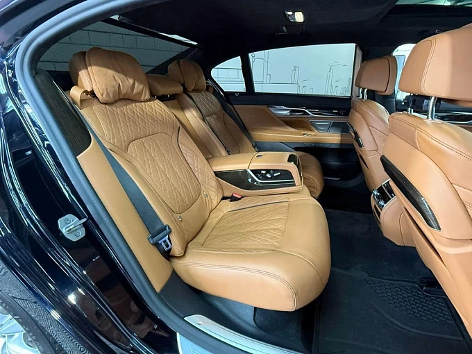 BMW 7 серии 2021 740L 3.0d AT 4WD (320 л.с.) фото 15