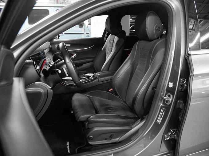 Mercedes-Benz E-Класс 2018 200 2.0 AT 4Matic (197 л.с.) фото 8