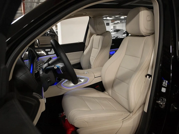 Mercedes-Benz GLE Черный Non metallic фото 9