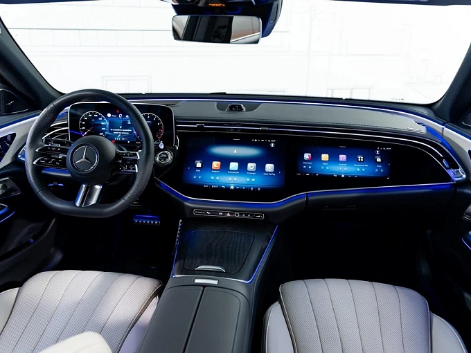 Mercedes-Benz E-Класс Черный Non metallic фото 5